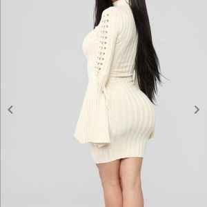 Long sleeve knit mini dress